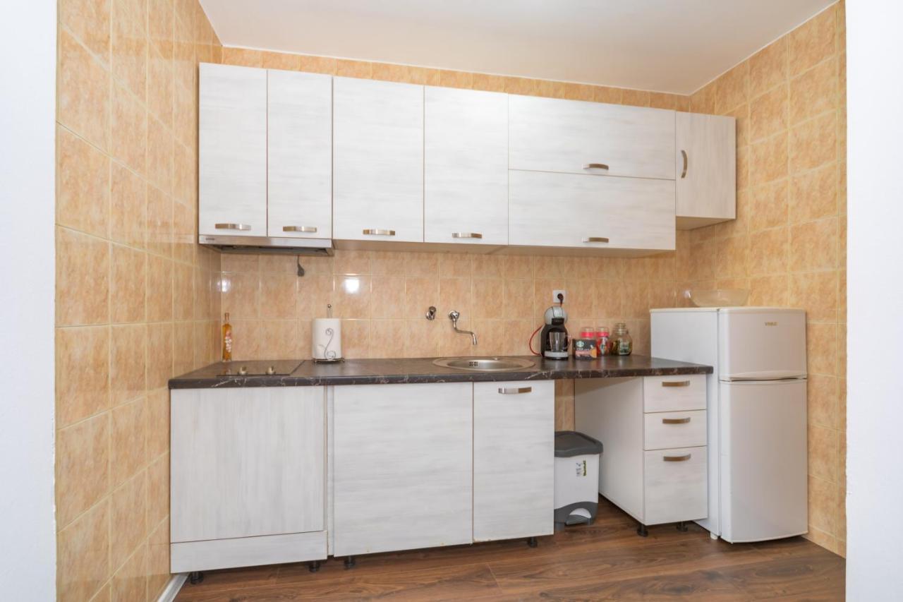 Aloha Apartman Bar Εξωτερικό φωτογραφία